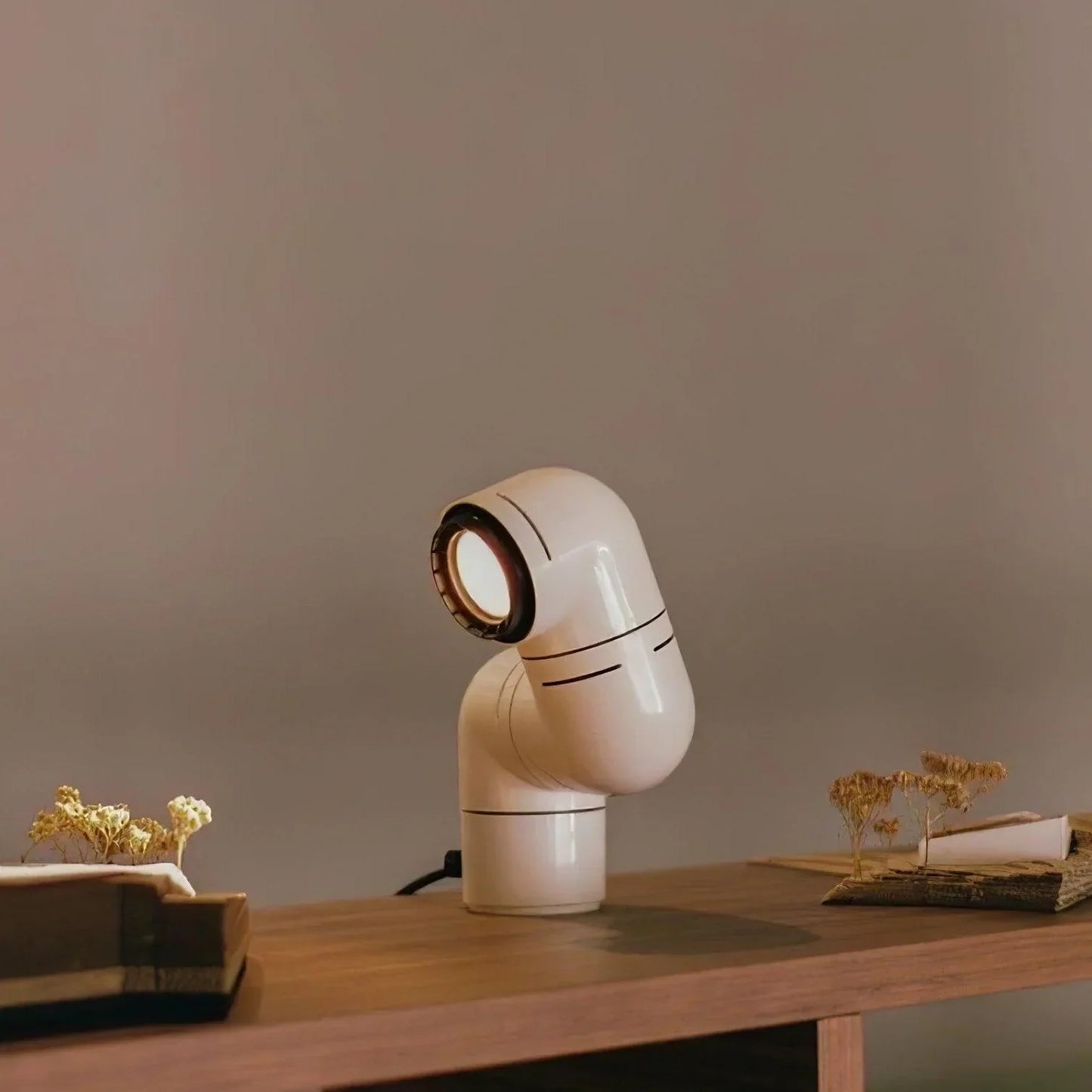 Tatu Style Table Lamp
