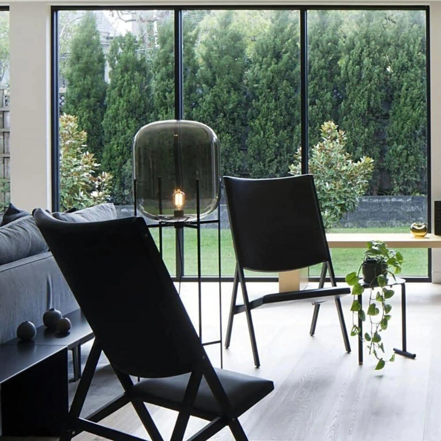 Oda Floor Lamp