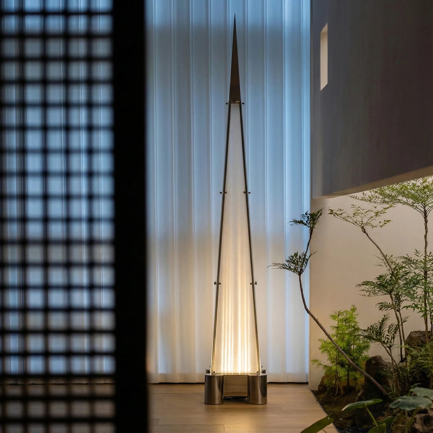 Askr Floor Lamp