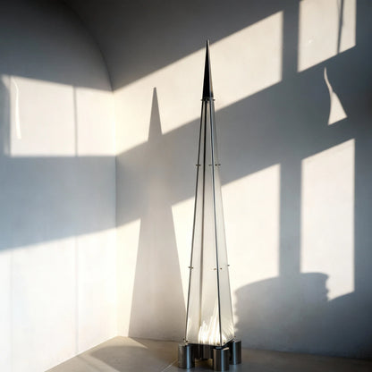 Askr Floor Lamp