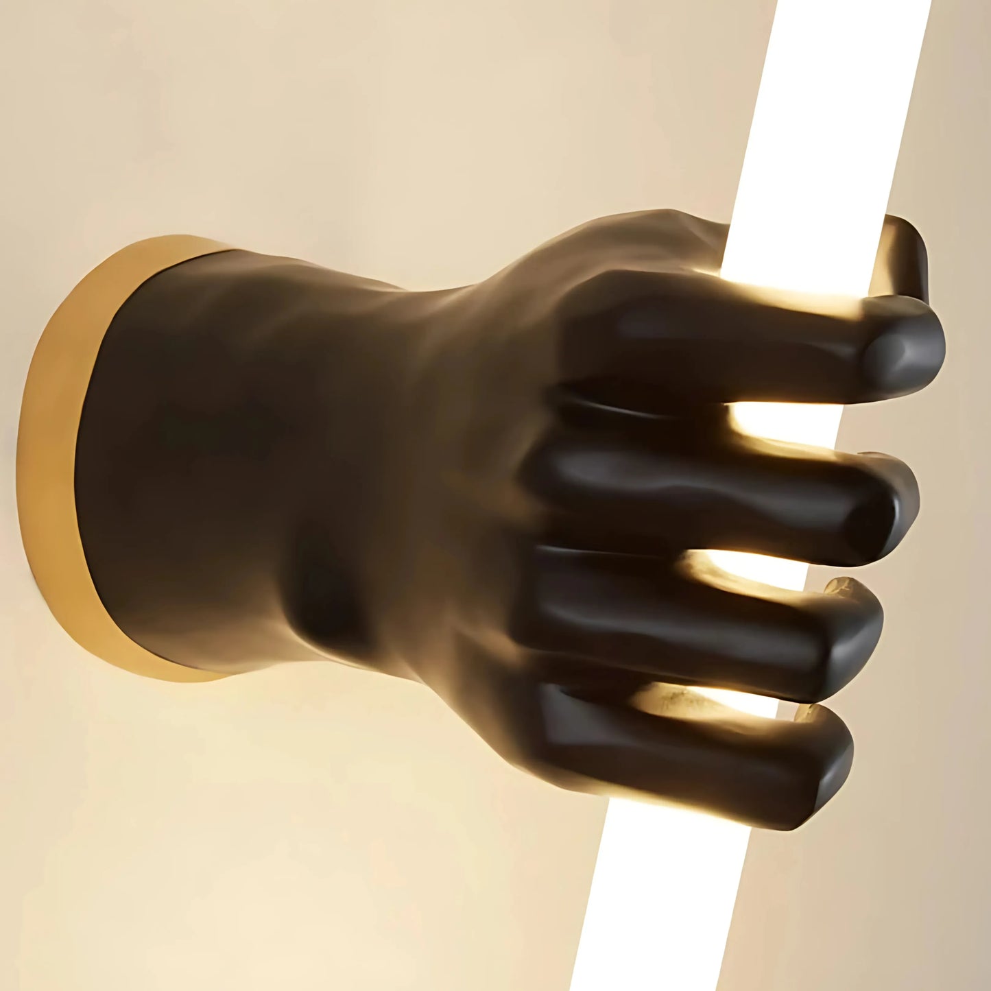 Mano Lux Lamp