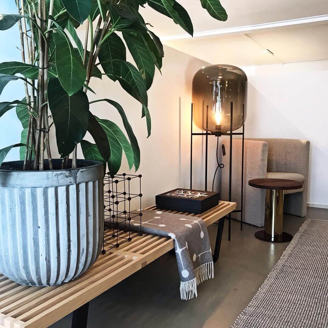 Oda Floor Lamp