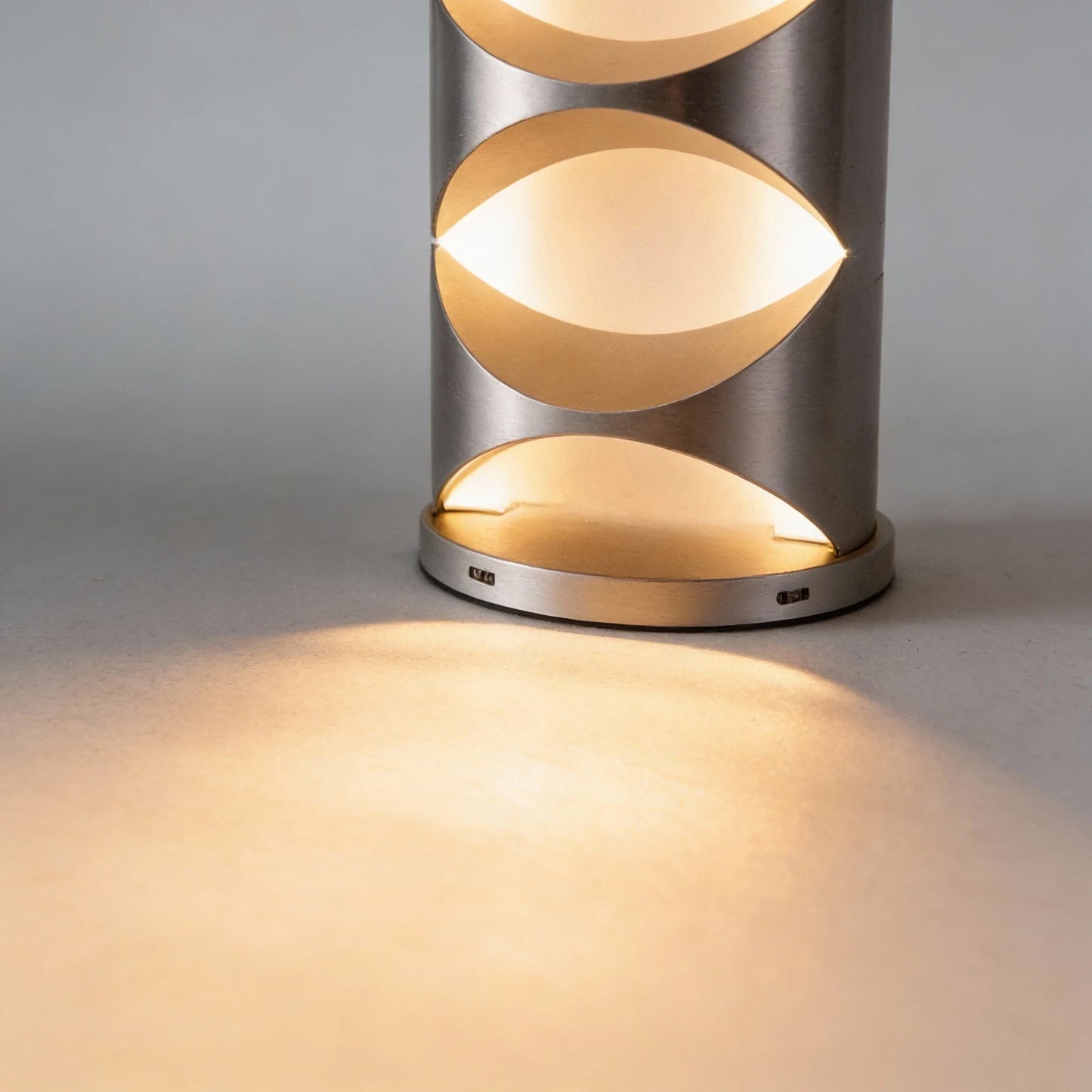 Veyra Floor Lamp