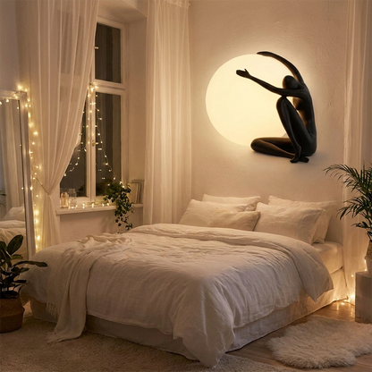 Anges de la Lune glowing in a lifestyle scene