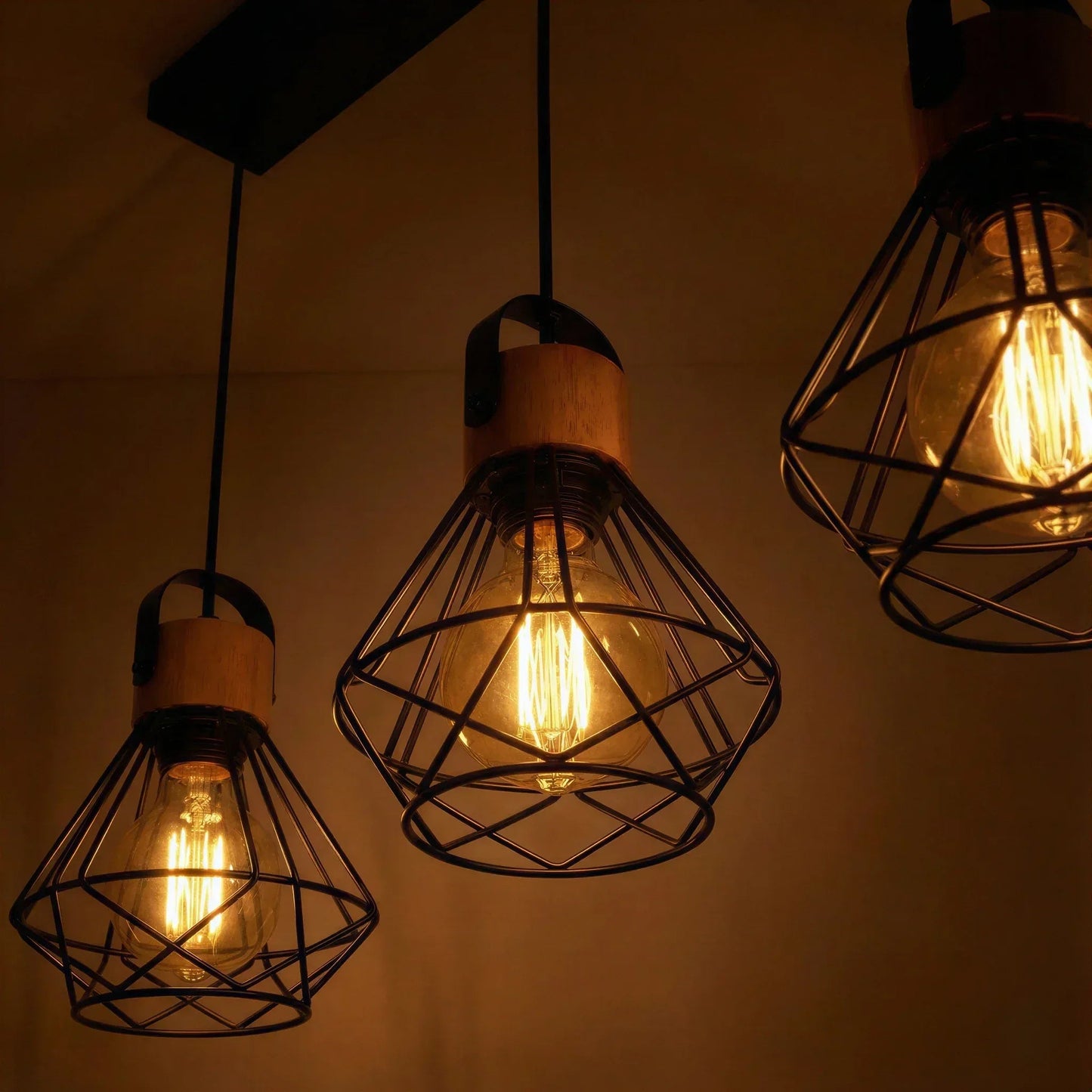 Vertex Wireframe Pendant Light