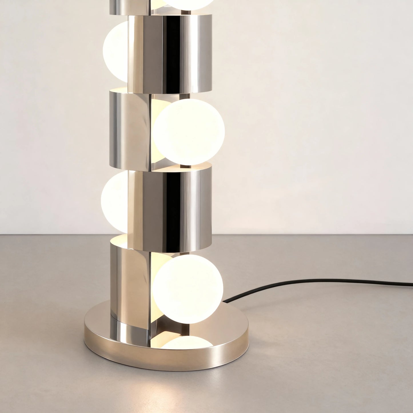 Obelon Floor Lamp