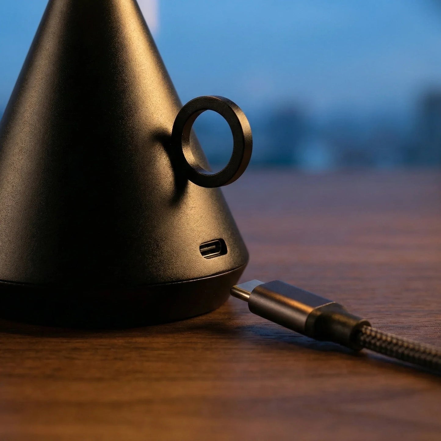 Wick Cordless Chamber Candle Lamp